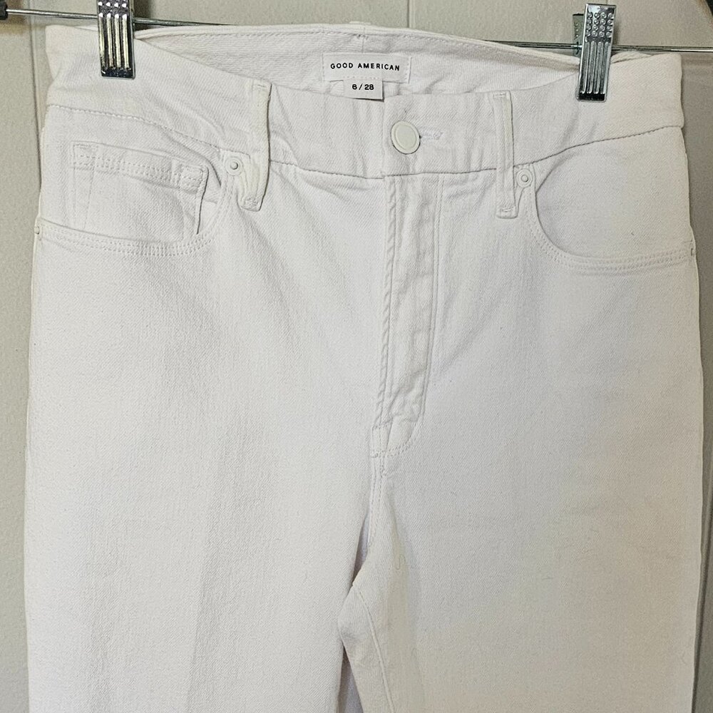 Good America white jeans, straight leg, raw hem, 6/28